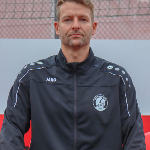 2024.10.12 Einzelportrait U15-1 Trainer Puglisi Sebastian