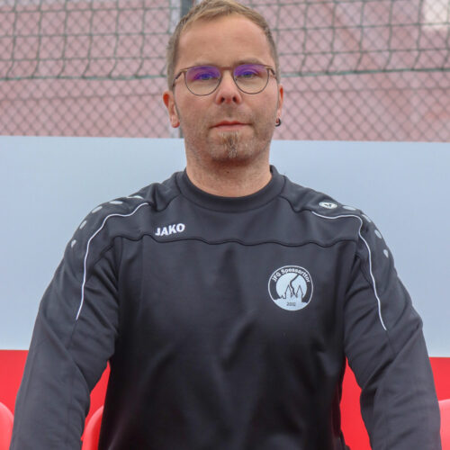 2024.10.12 Einzelportrait U17 Trainer Breitenbach Carsten