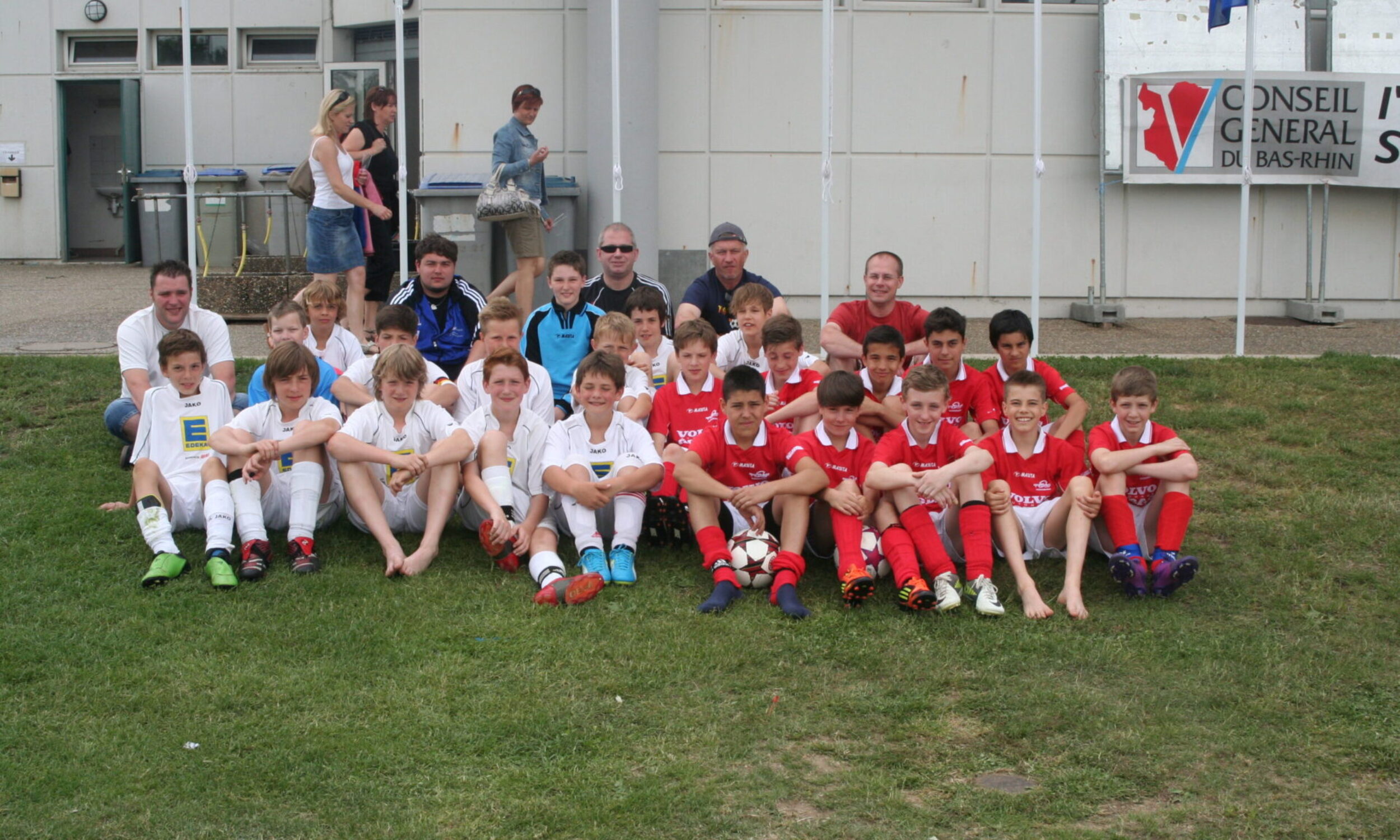 2012 Teamfoto - Fußbalturnier Straßburg U13