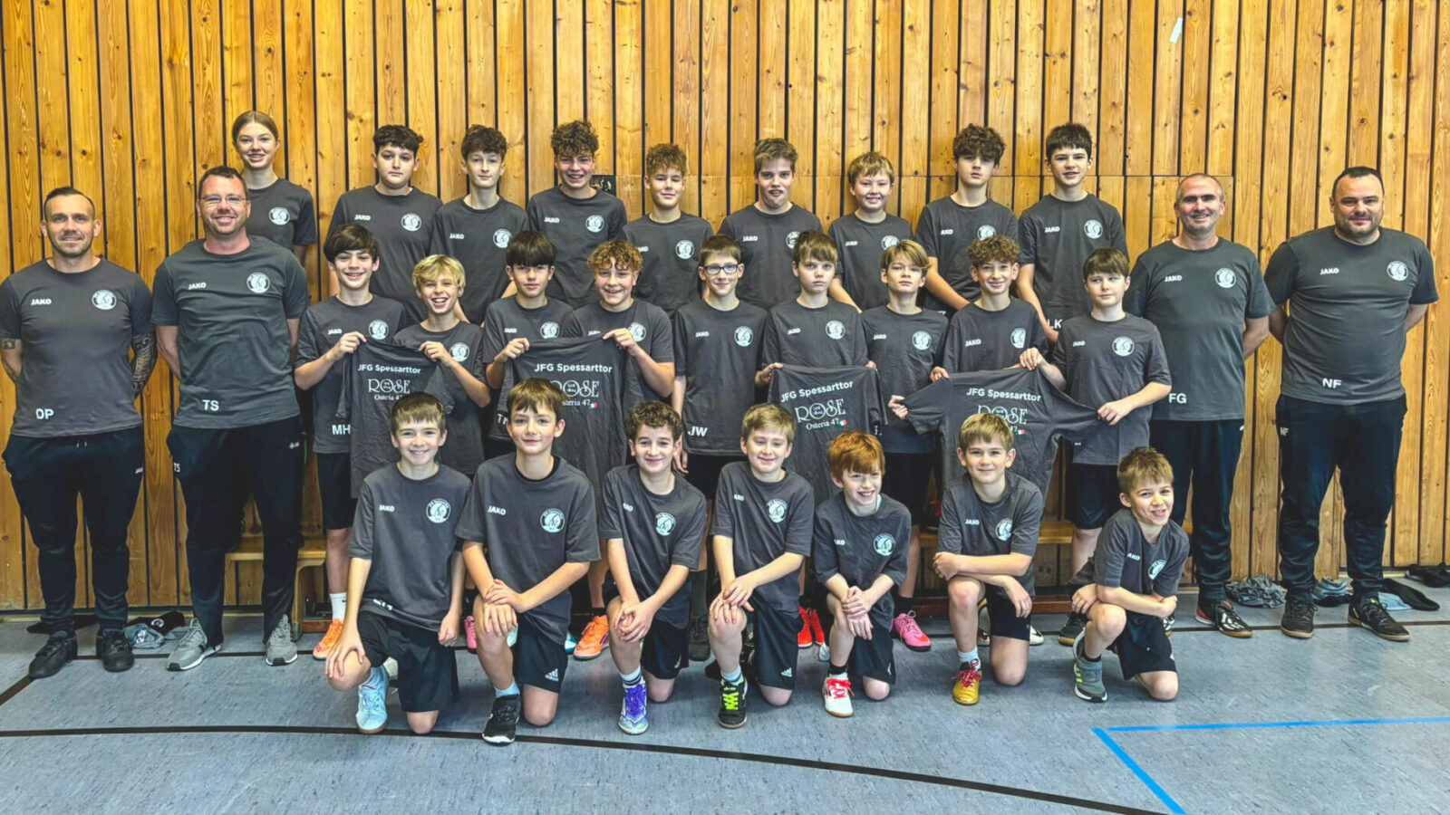 Shirts der Osteriai Rose